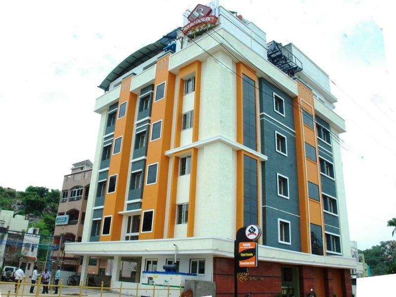 Ssr Hotel Srikalahasti Zewnętrze zdjęcie