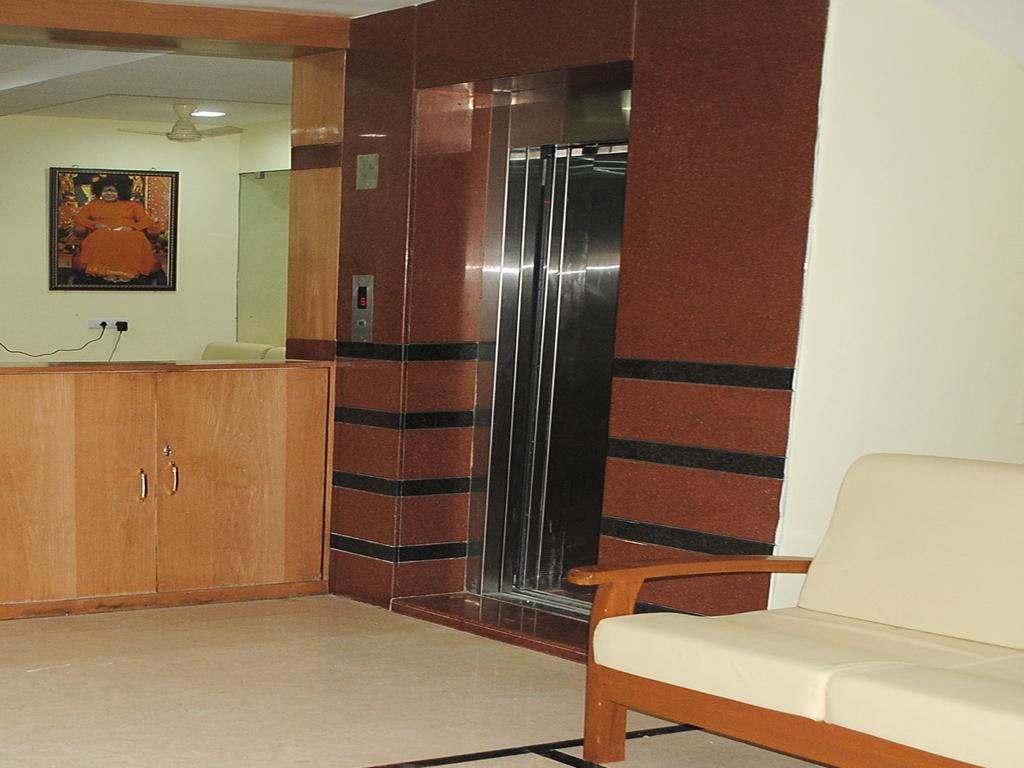 Ssr Hotel Srikalahasti Zewnętrze zdjęcie