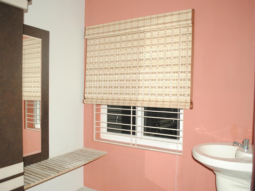 Ssr Hotel Srikalahasti Zewnętrze zdjęcie