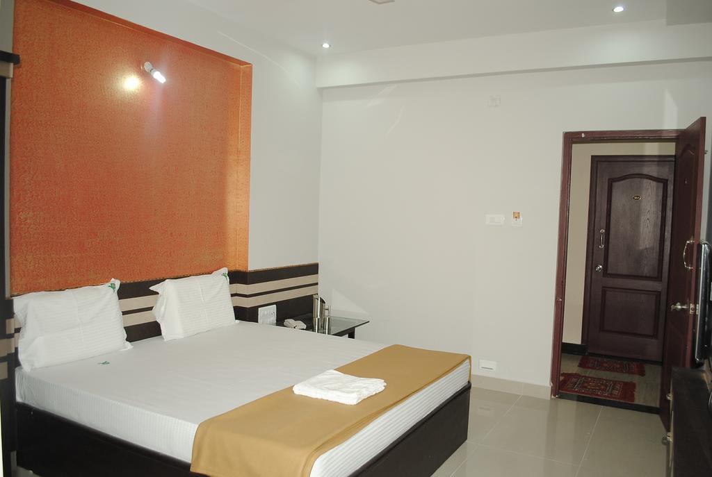 Ssr Hotel Srikalahasti Zewnętrze zdjęcie