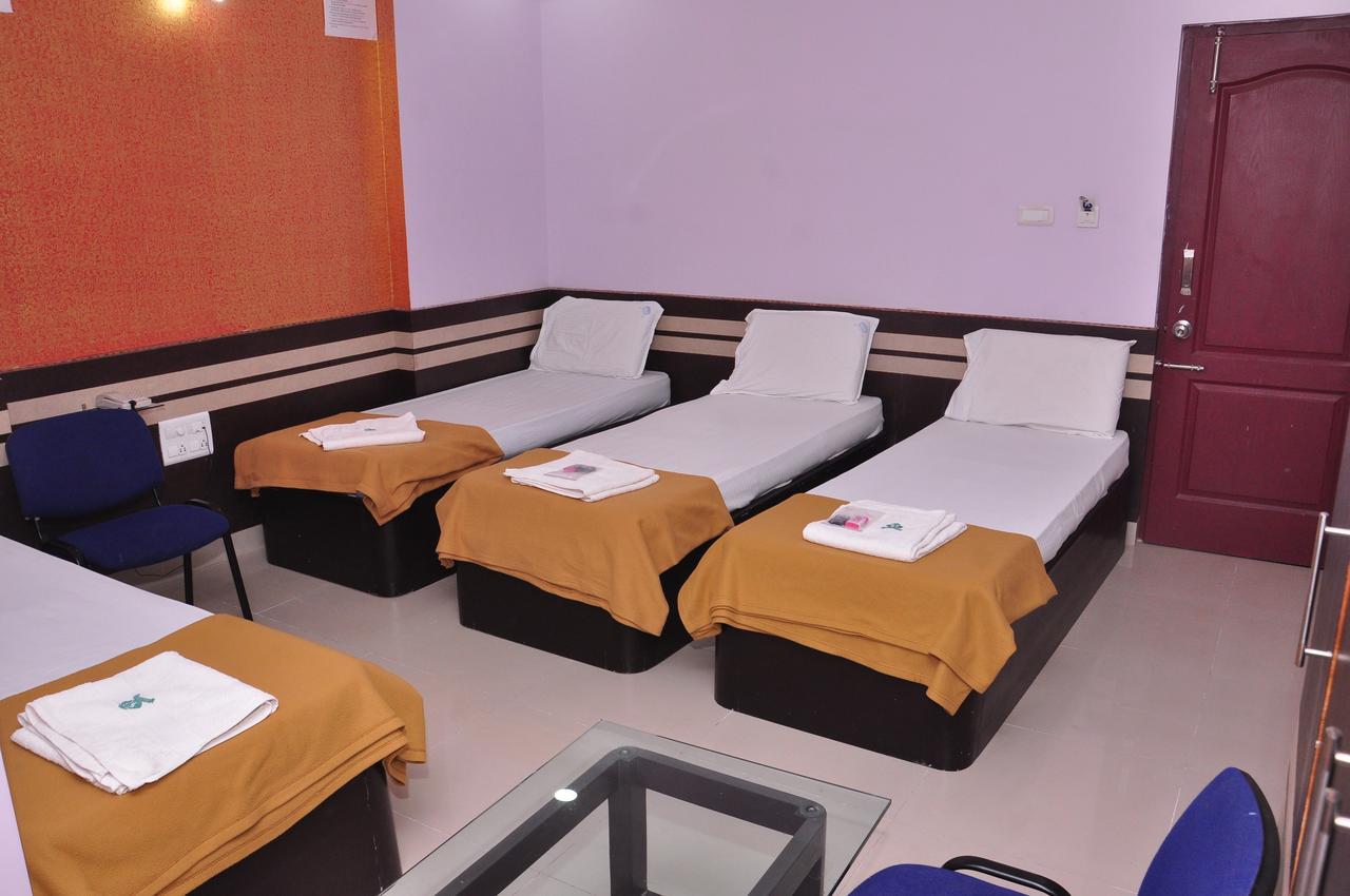 Ssr Hotel Srikalahasti Zewnętrze zdjęcie